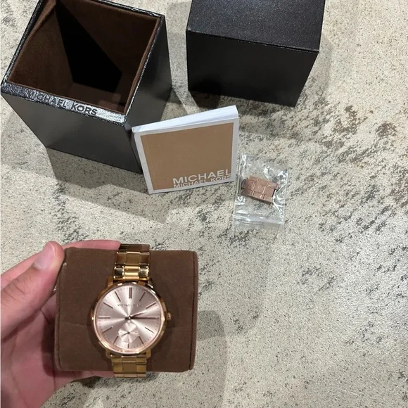 Michael Kors Accessories Micheal Kors Rose Gold Watch Style